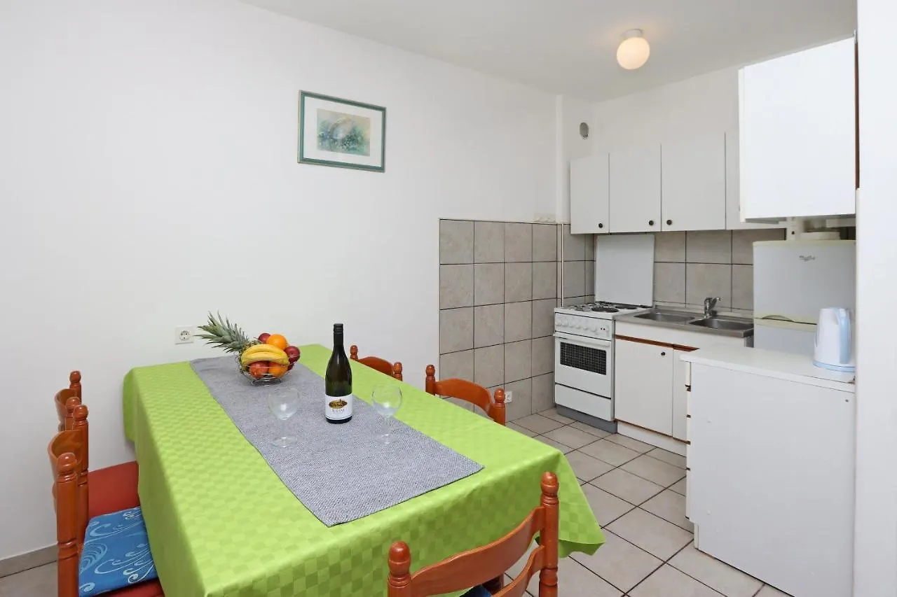Apartment Apartmani Marija Krk Town